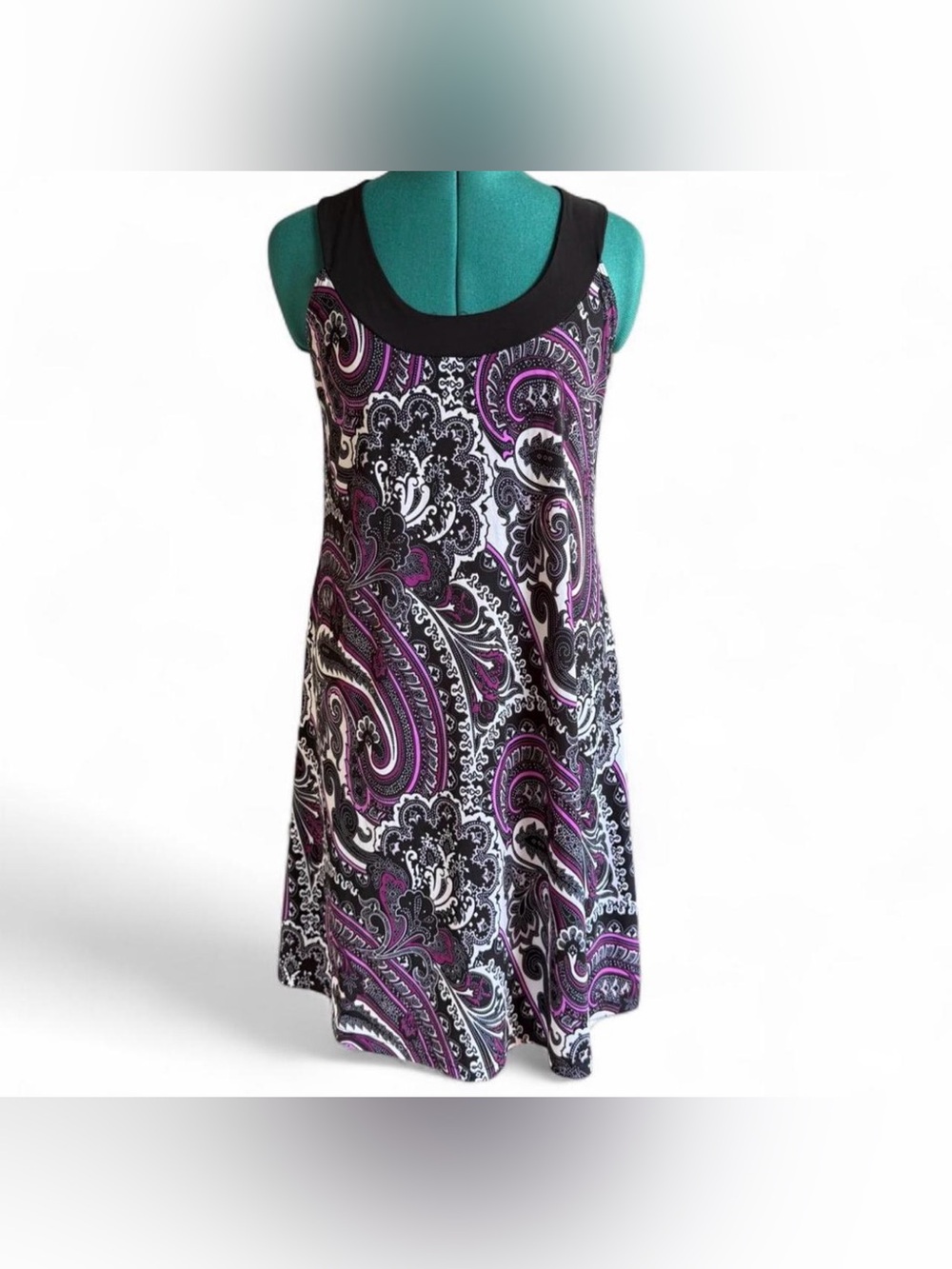 Ellen Parker Paisley Scoop Neck Mini Dress in Black & Purple